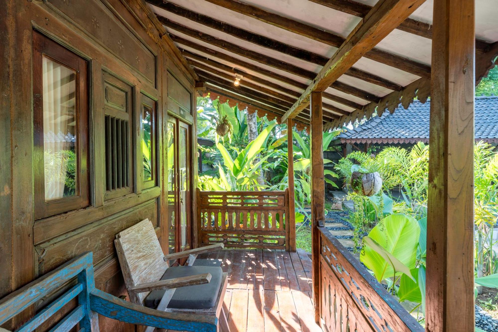 Tahlia'S Villa Sorongjukung Exterior photo